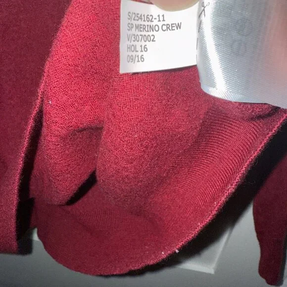 Banana Republic Men's Baruffa Italian Merino Wool Red Crew Sweater Sze XL Shrunk - Picture 5 of 10